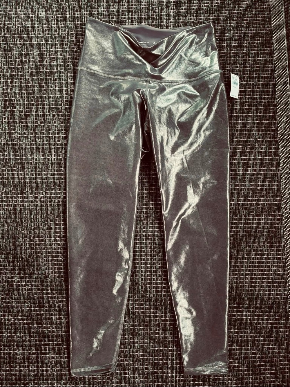 Old Navy Xtra High Waist Powersoft Metallic V-Waist Leggings - Taupe L Petite